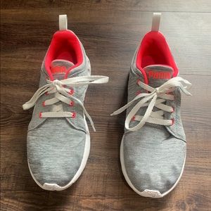 Grey + Pink Puma’s